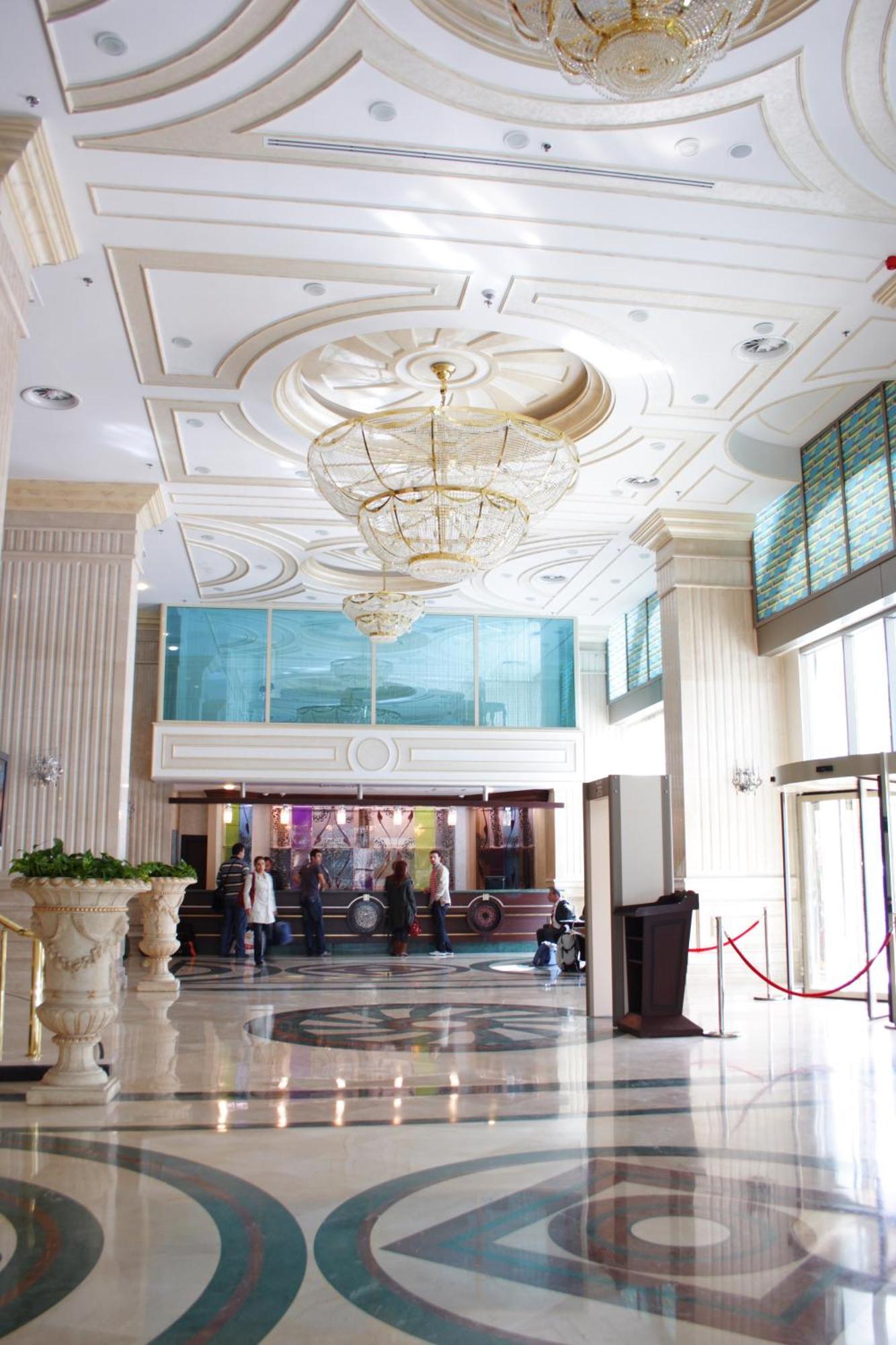 Eser Premium Hotel & Spa Buyukcekmece Exterior photo Lobby