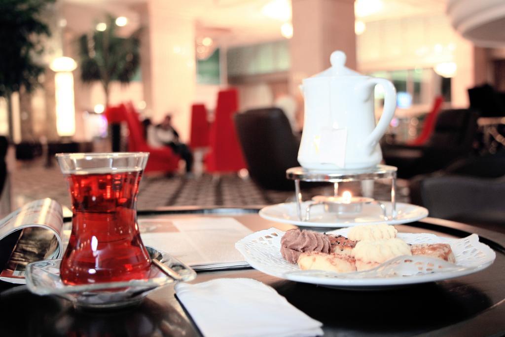 Eser Premium Hotel & Spa Buyukcekmece Exterior photo Turkish tea