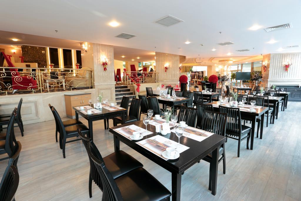 Eser Premium Hotel & Spa Buyukcekmece Exterior photo The restaurant