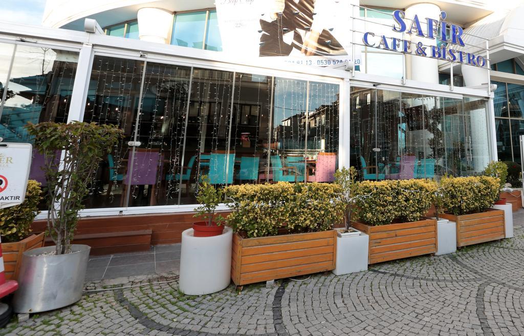 Eser Premium Hotel & Spa Buyukcekmece Exterior photo Café & Bistro